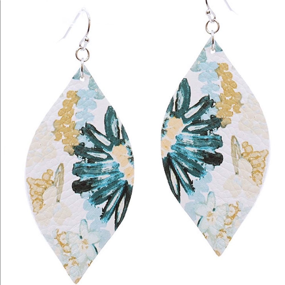 NEW MARQUISE LIGHTWEIGHT FLORAL EARRINGS